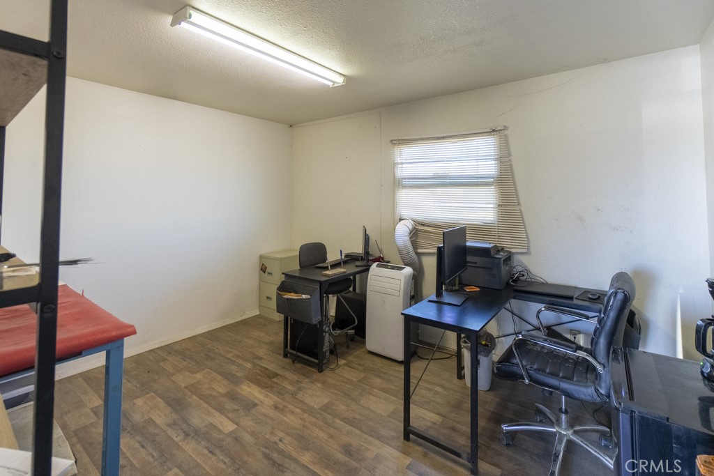 42052 3rd Street E Property Photo 9
