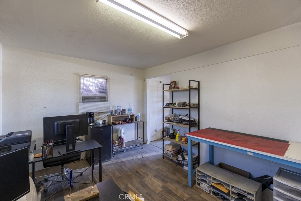 42052 3rd Street E Property Photo 10
