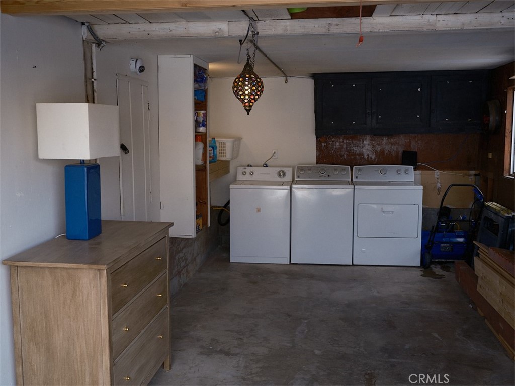 760 Club View Drive Property Photo 5