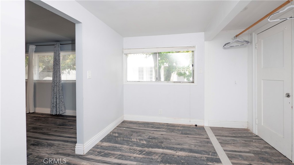 1541 N Stanley Avenue Property Photo 43