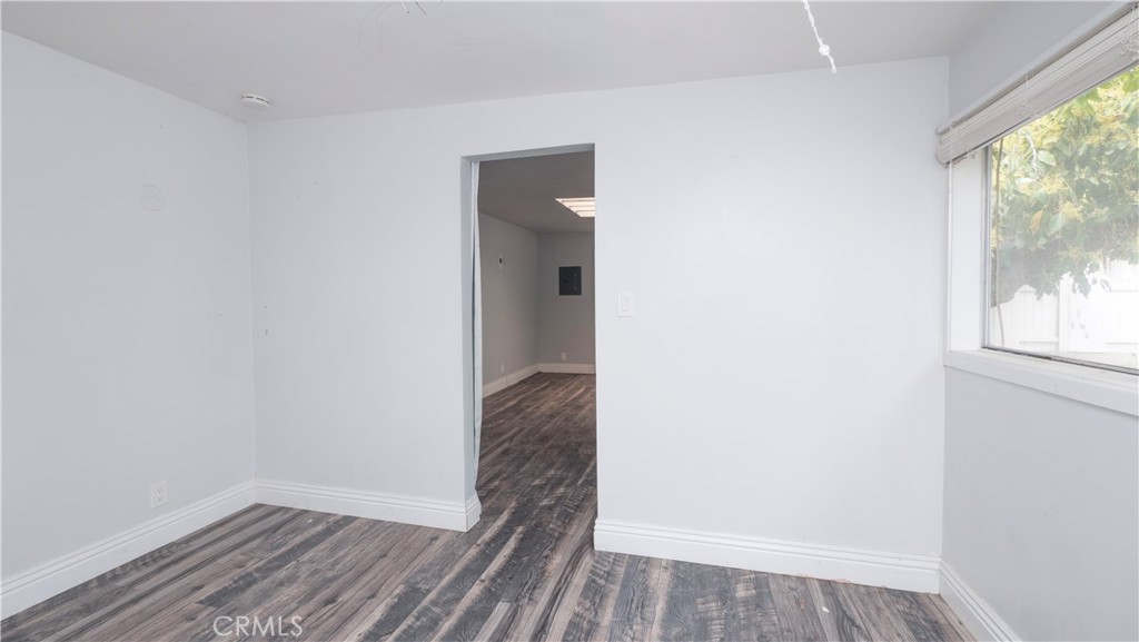 1541 N Stanley Avenue Property Photo 44