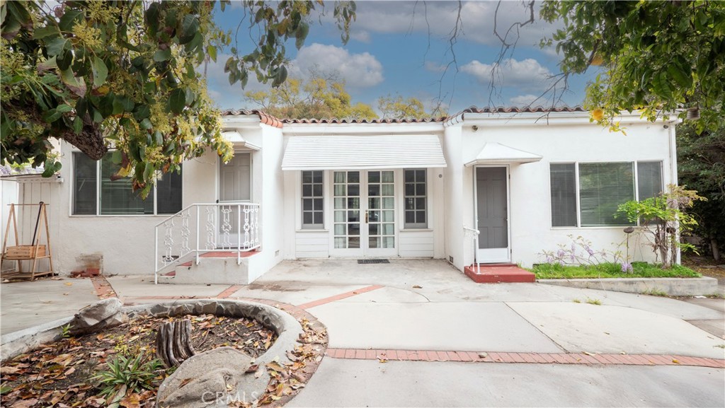 1541 N Stanley Avenue Property Photo 45