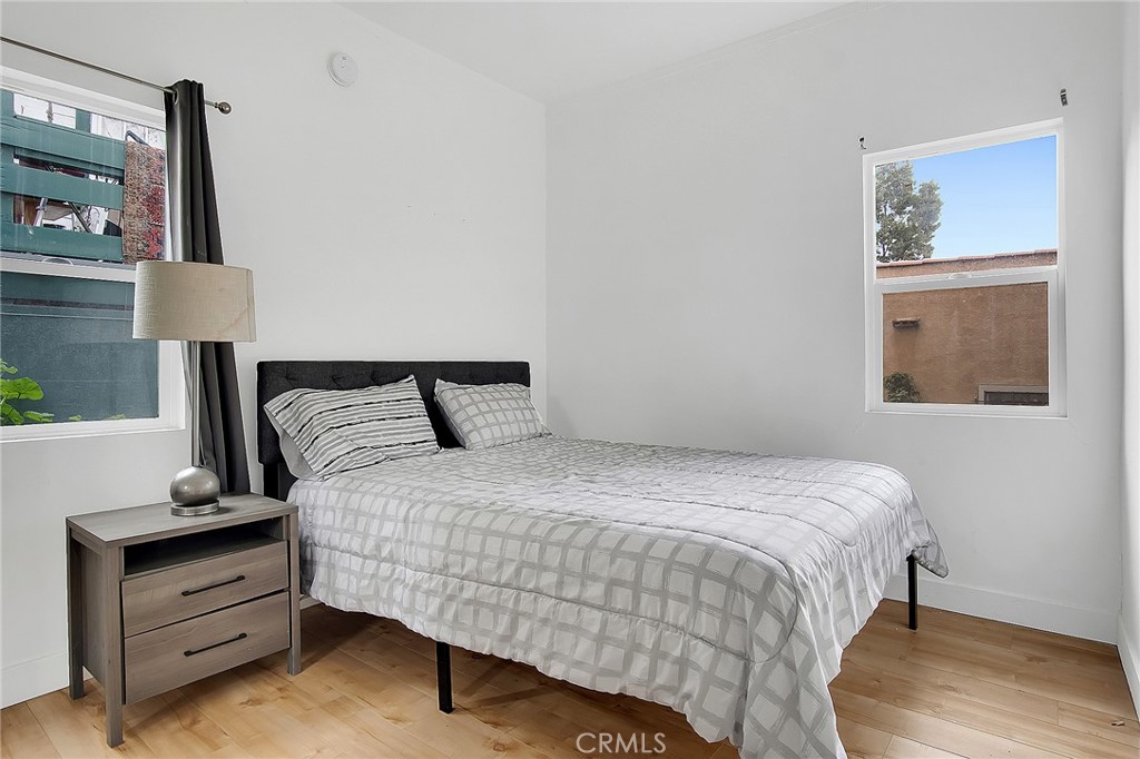 1431 Silver Lake Boulevard Property Photo 8