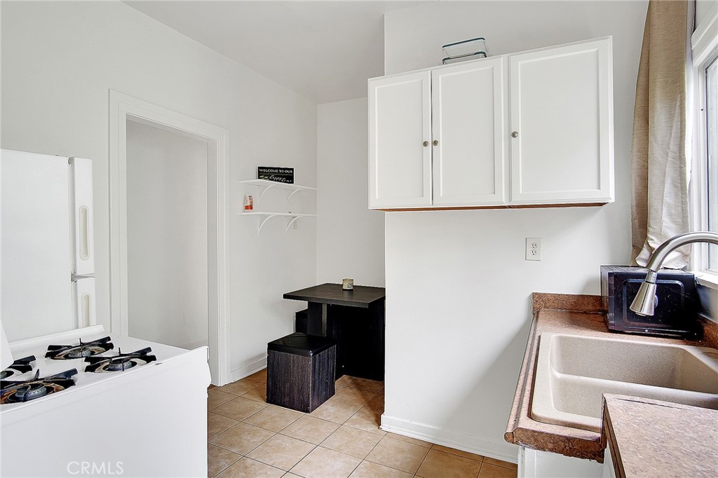 1431 Silver Lake Boulevard Property Photo 11