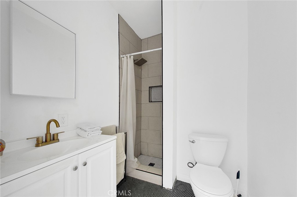 1431 Silver Lake Boulevard Property Photo 20