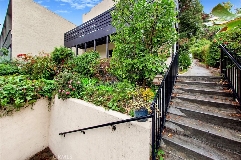 1431 Silver Lake Boulevard Property Photo 24