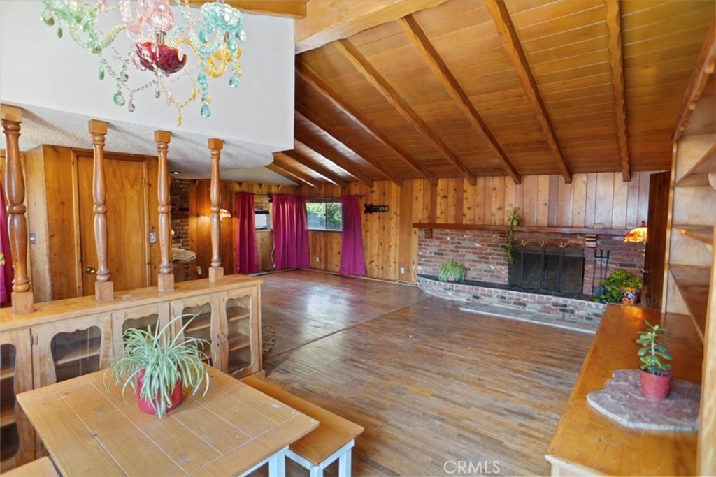 11248 Sheldon St Property Photo
