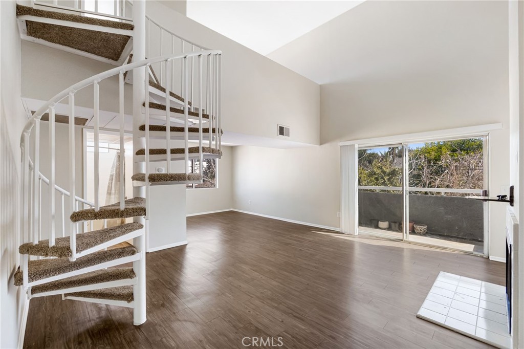 4406 Cahuenga Boulevard 206 Property Photo