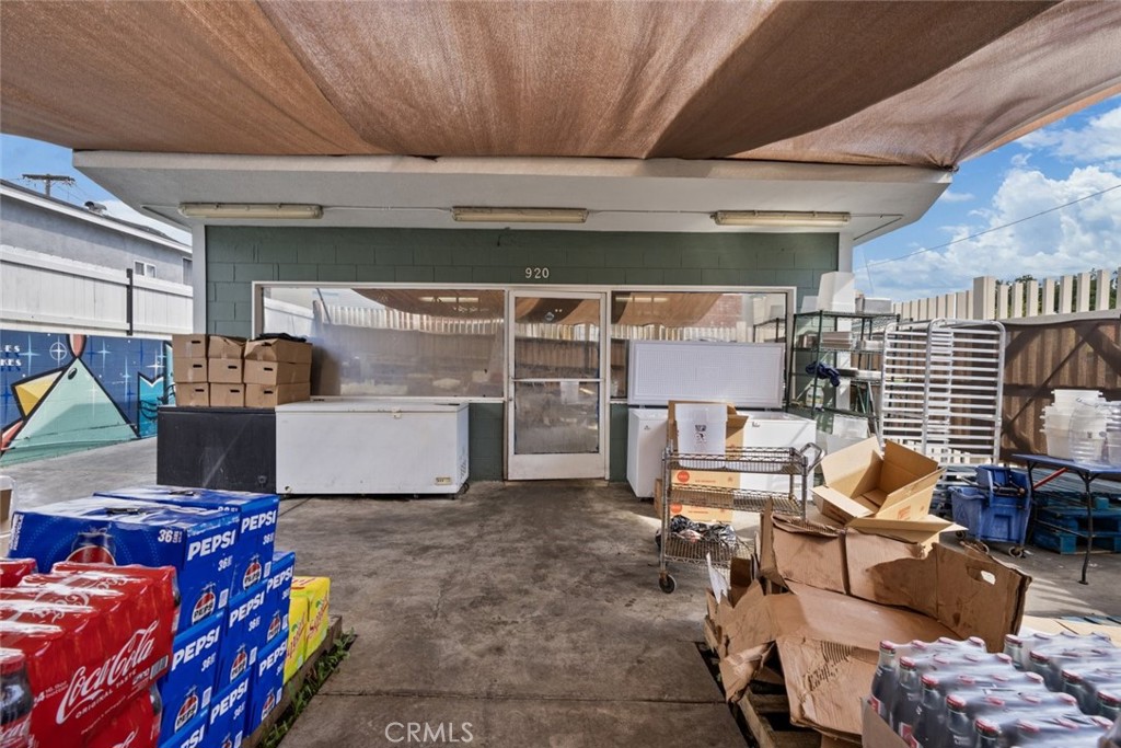 920 N Bonnie Beach Place Property Photo 4