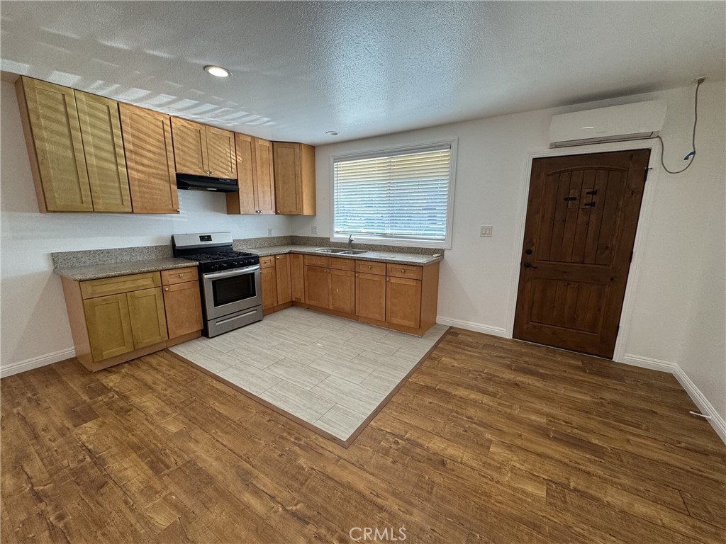 7509 Denny Avenue Property Photo