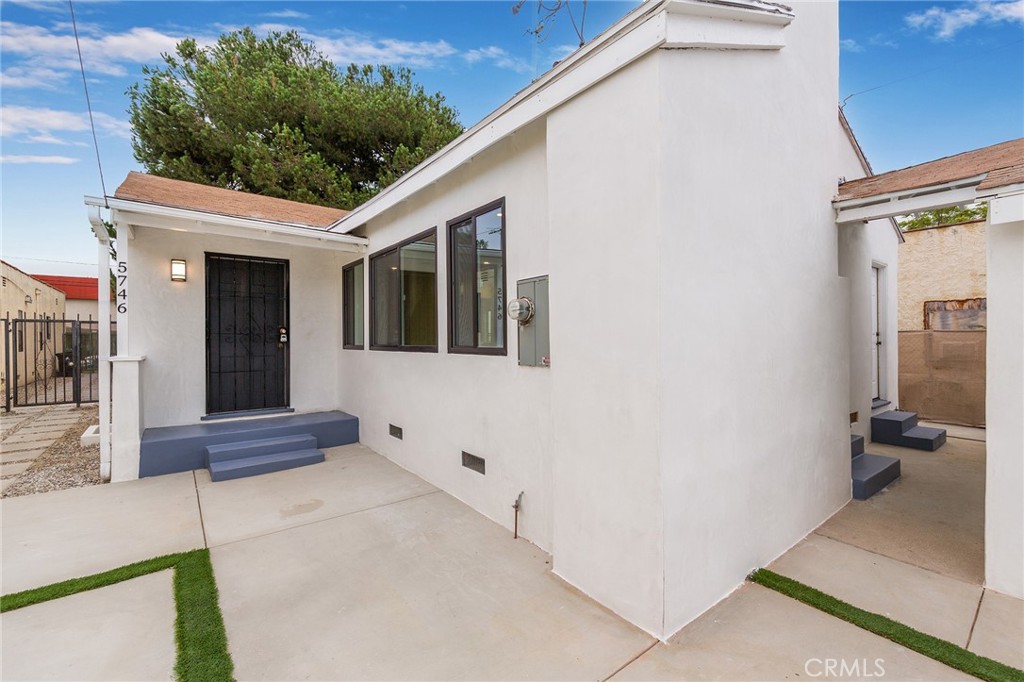 5746 Klump Avenue Property Photo