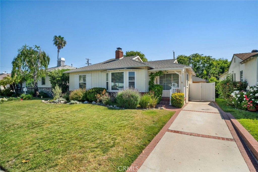 1232 N Avon Street Property Photo