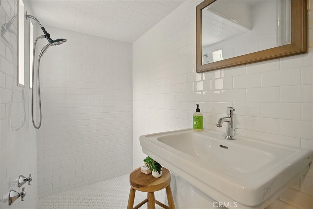 2256 Bronson Hill Drive Property Photo 27