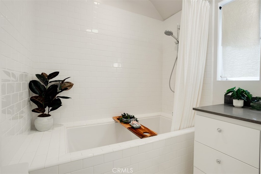 2256 Bronson Hill Drive Property Photo 35