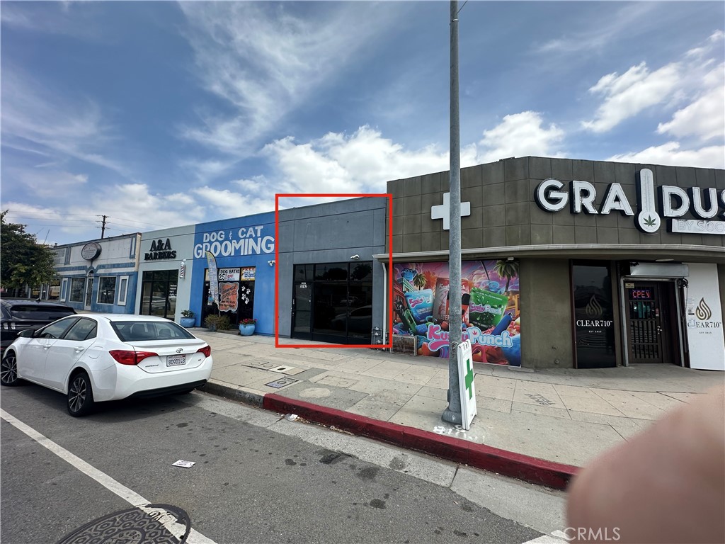5742 Lankershim Boulevard Property Photo 1