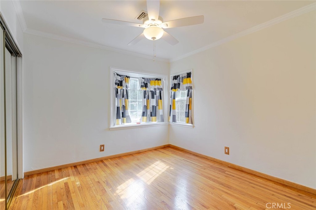 835 N Lincoln Street Property Photo 19