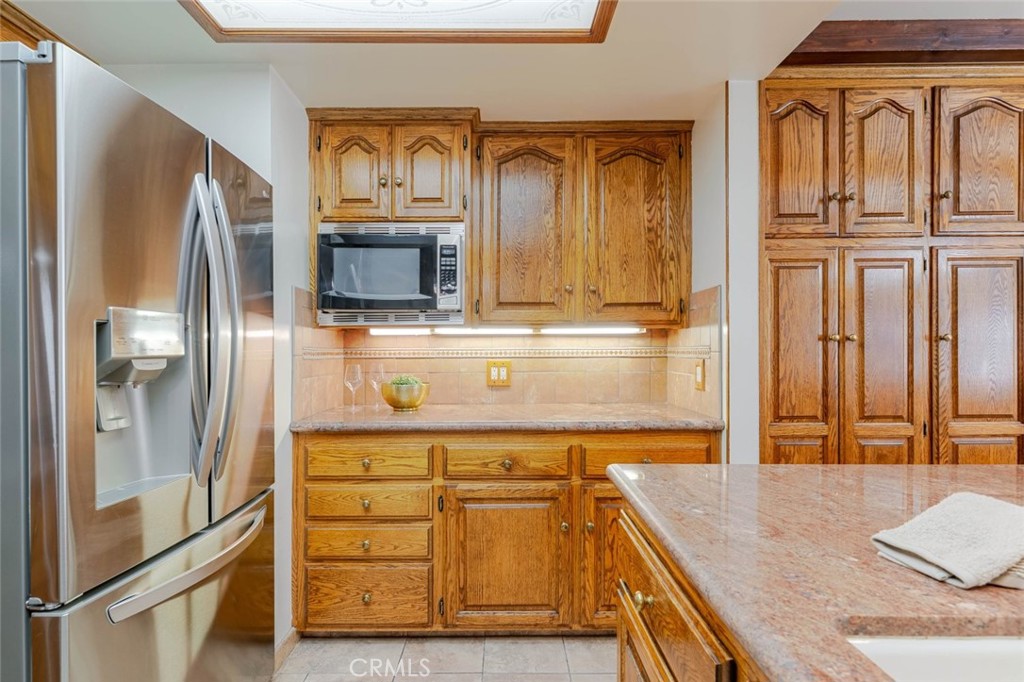 835 N Lincoln Street Property Photo 26