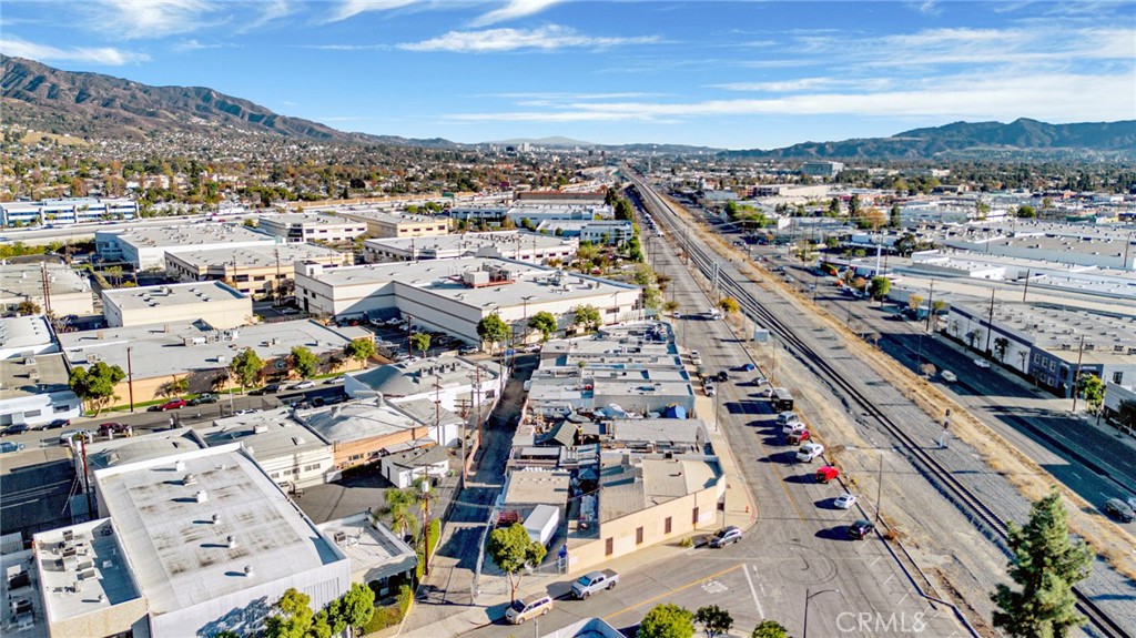 3226 N San Fernando Boulevard Property Photo 28