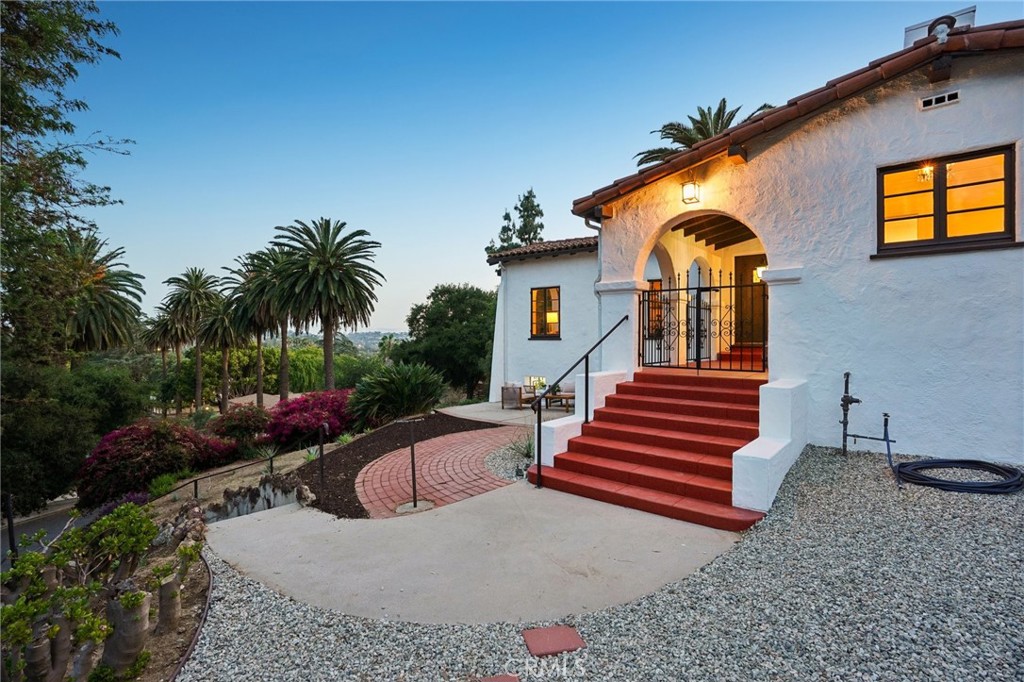 5337 La Roda Avenue Property Photo 33
