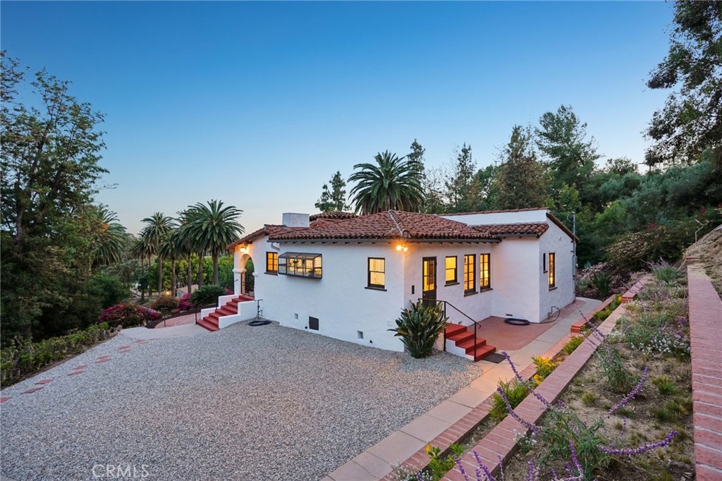 5337 La Roda Avenue Property Photo 35