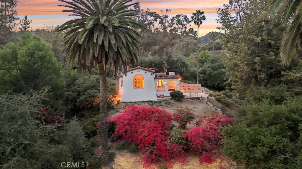 5337 La Roda Avenue Property Photo 39