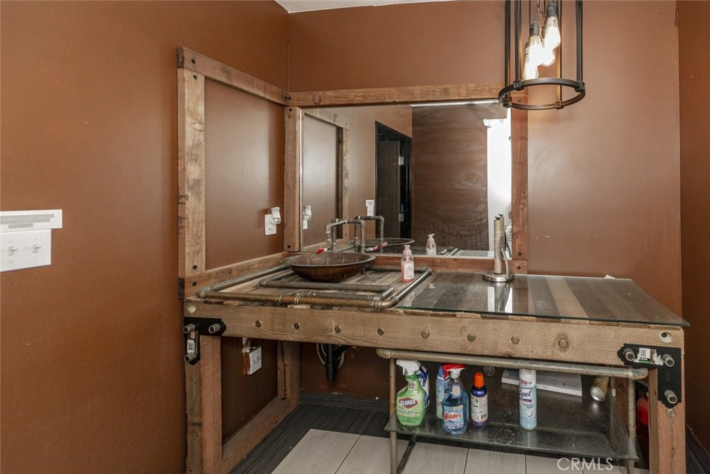 7246 Eton Avenue Property Photo 23