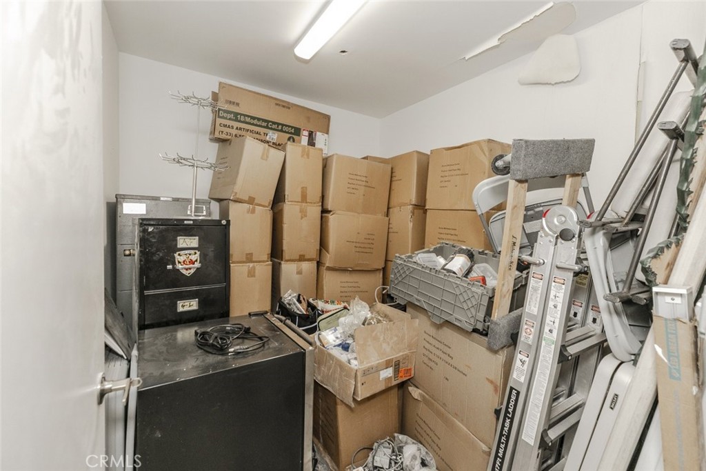 7246 Eton Avenue Property Photo 40