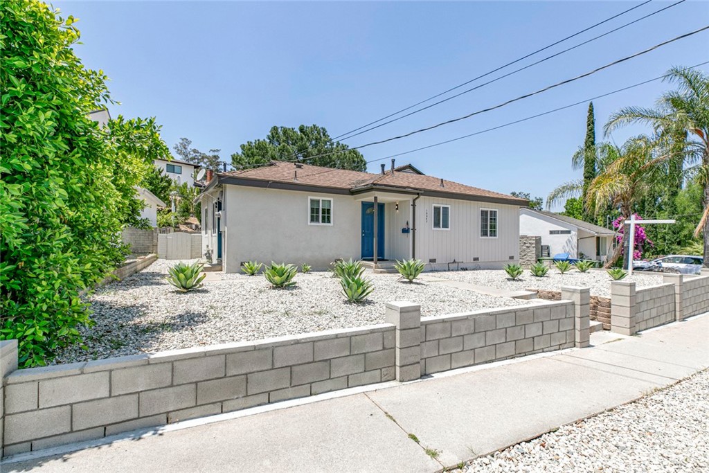 10347 Newhome Avenue Property Photo 1