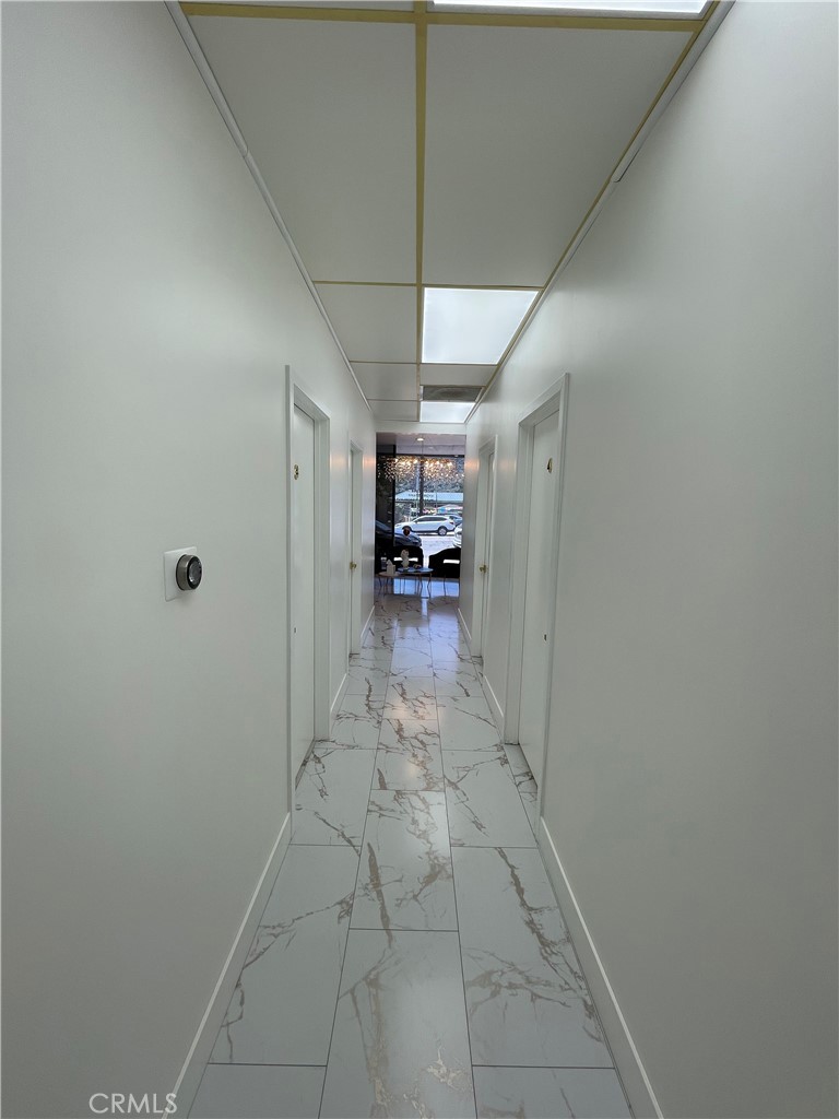 2621 Honolulu Avenue Property Photo 8