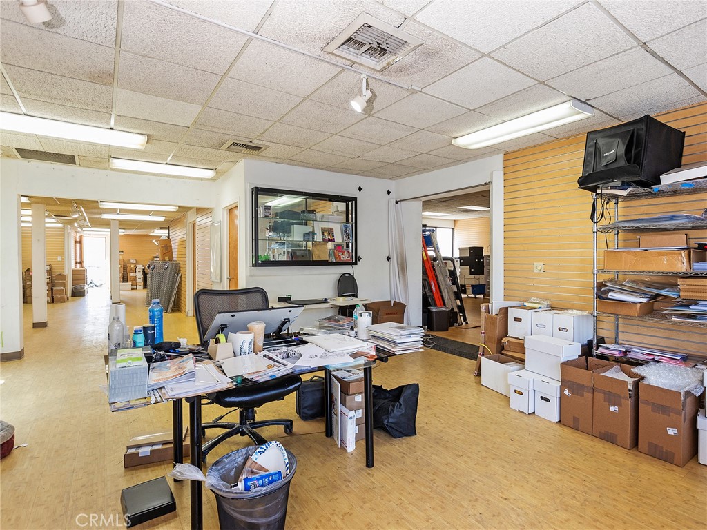 4708 4710 W Magnolia Boulevard Property Photo 8