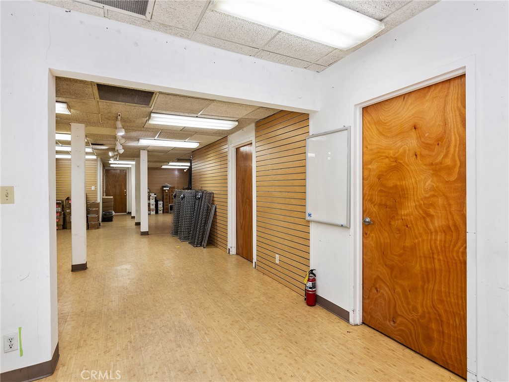 4708 4710 W Magnolia Boulevard Property Photo 11