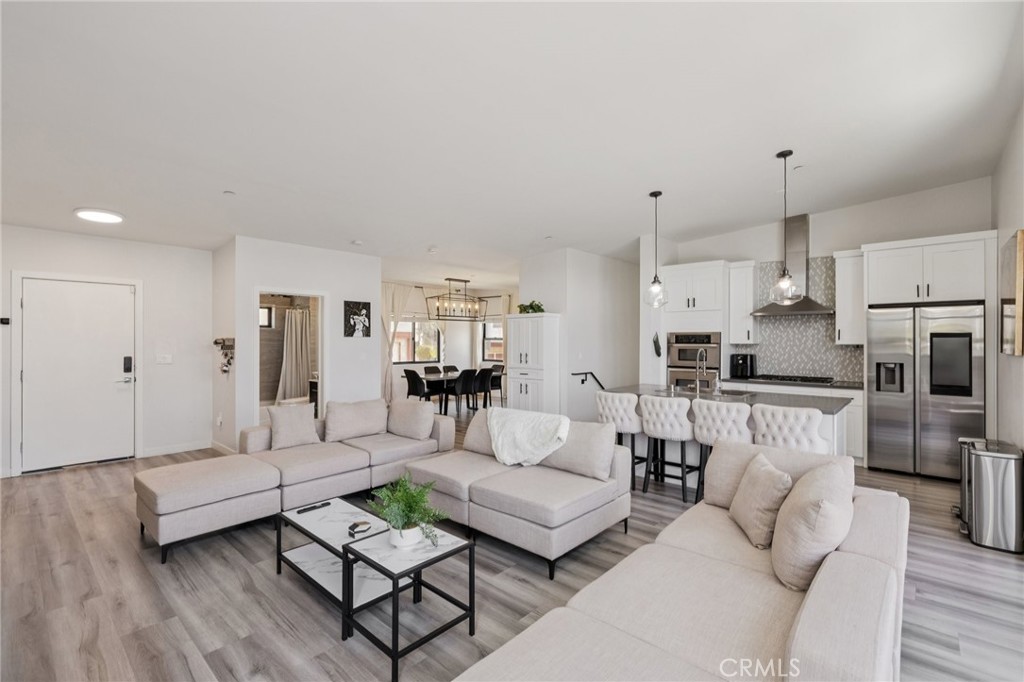 4834 Farquhar Street Property Photo 2