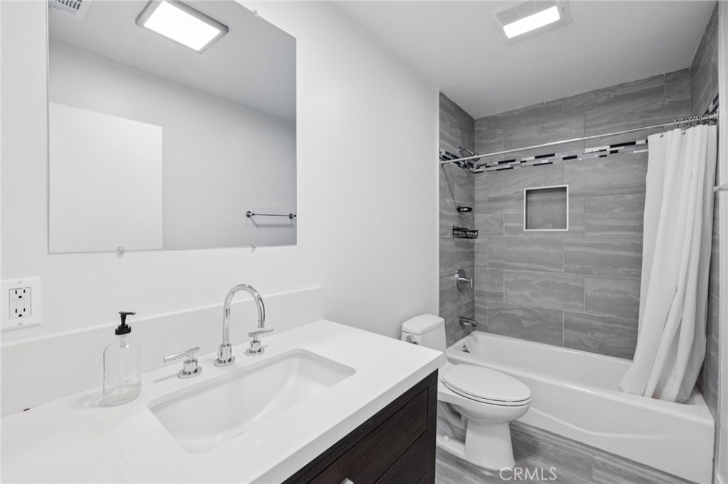 4834 Farquhar Street Property Photo 28