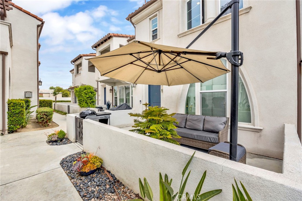 7021 Passons Boulevard Property Photo 1