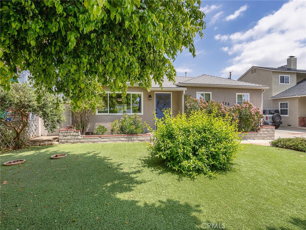 1234 N Pass Avenue Property Photo 2