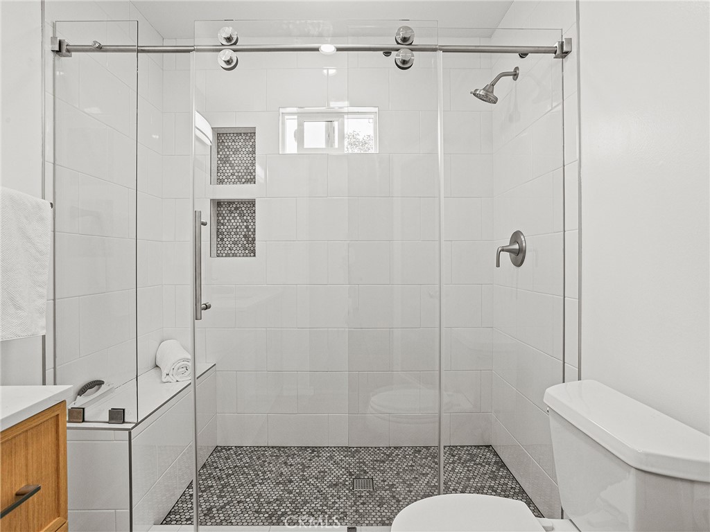 1234 N Pass Avenue Property Photo 28