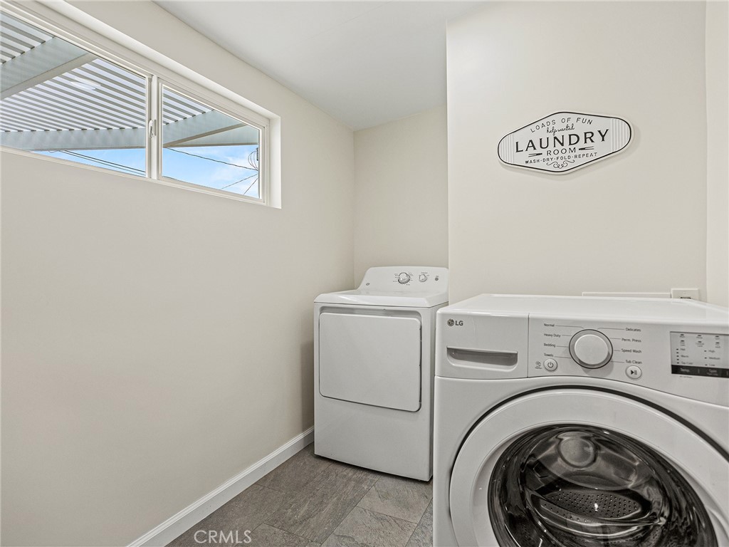 1234 N Pass Avenue Property Photo 31