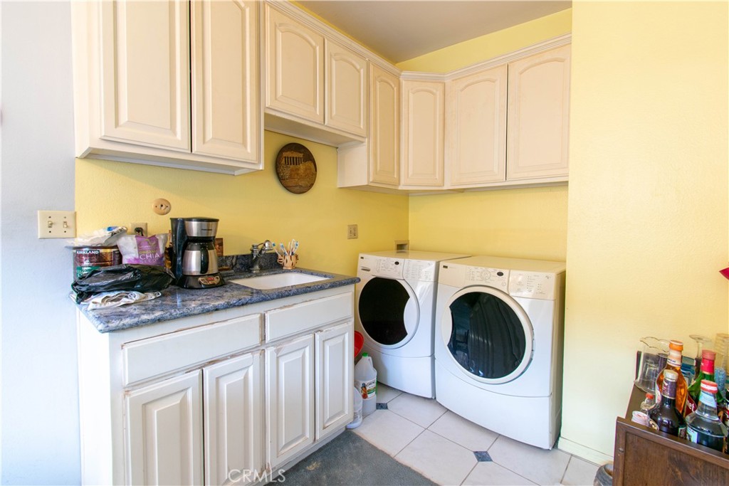 14560 Clark Street 215 Property Photo 9