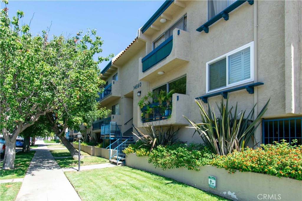14560 Clark Street 215 Property Photo 28