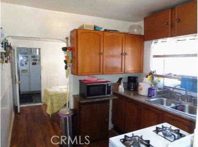 7223 Holmes Avenue Property Photo 5