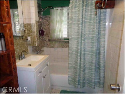 7223 Holmes Avenue Property Photo 6