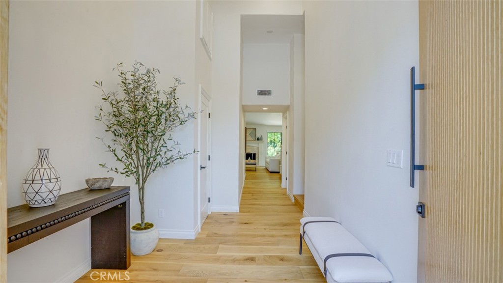 22914 Gershwin Drive Property Photo 3