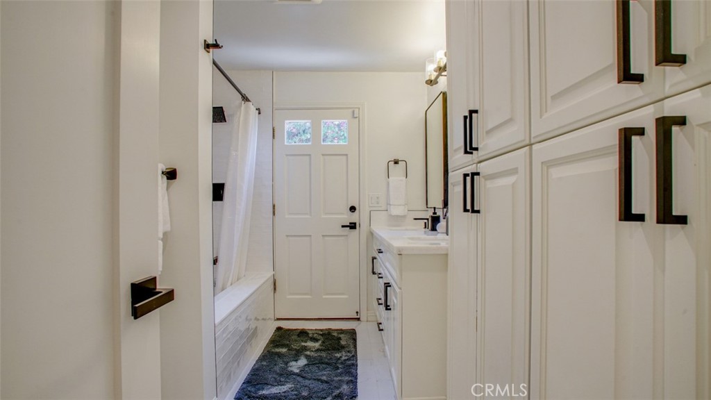 22914 Gershwin Drive Property Photo 40