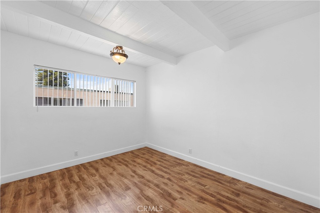 7924 Woodman Avenue 20 Property Photo 2