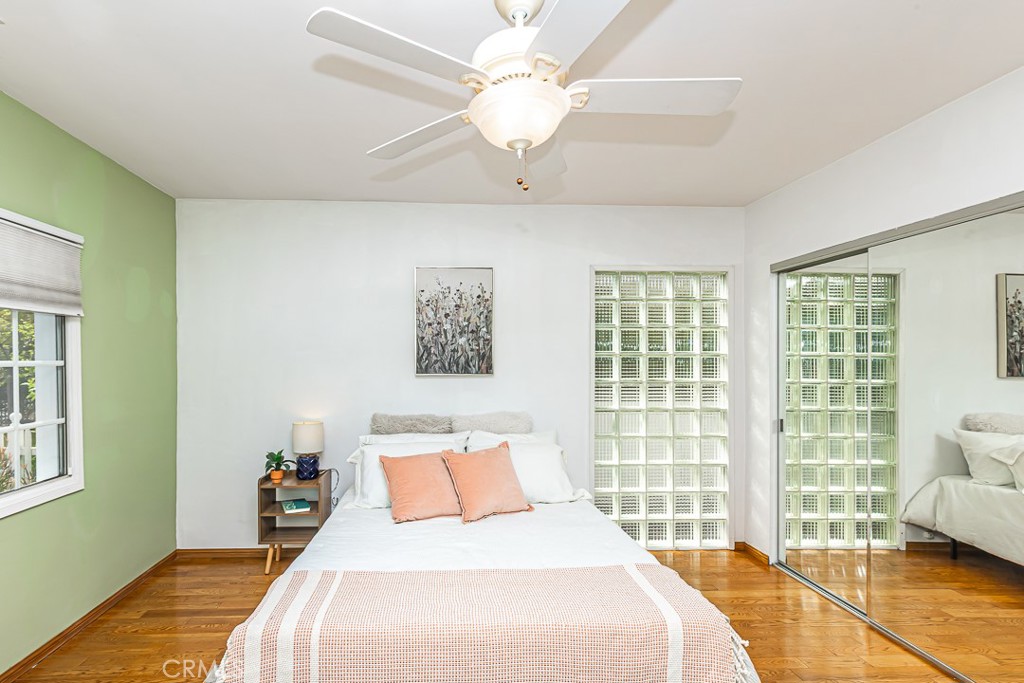11559 Blix Street Property Photo 26