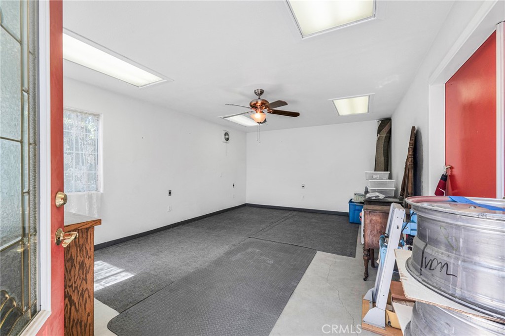 11559 Blix Street Property Photo 33