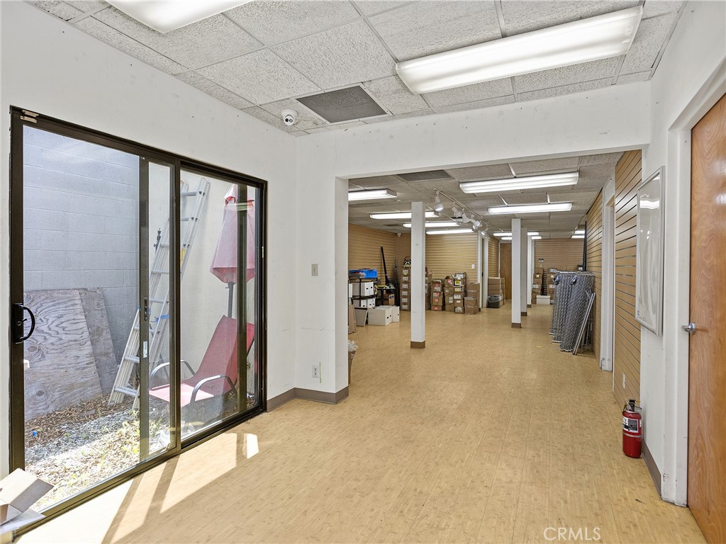 4708 4710 W Magnolia Boulevard Property Photo 10