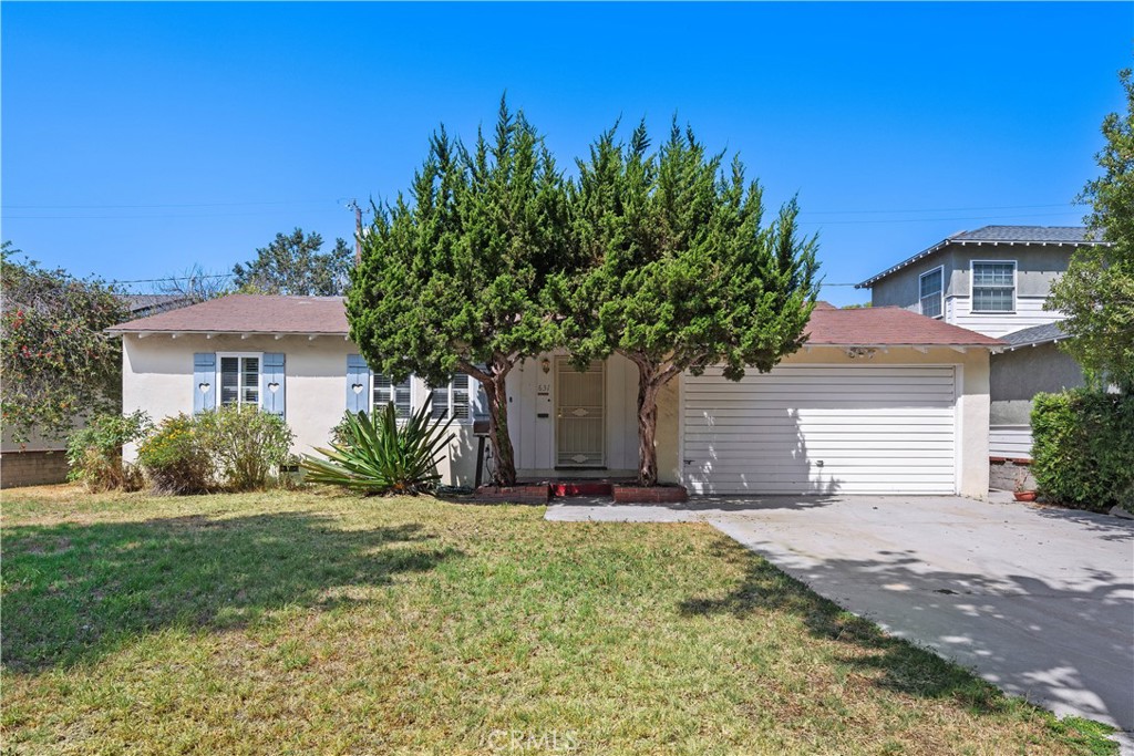 631 N Evergreen Street Property Photo 1