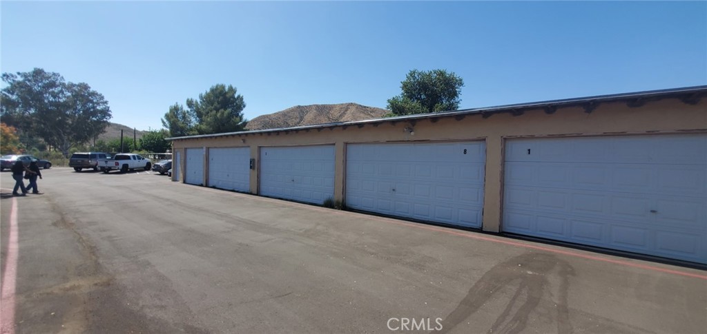 17717 Scherzinger Lane Property Photo 13