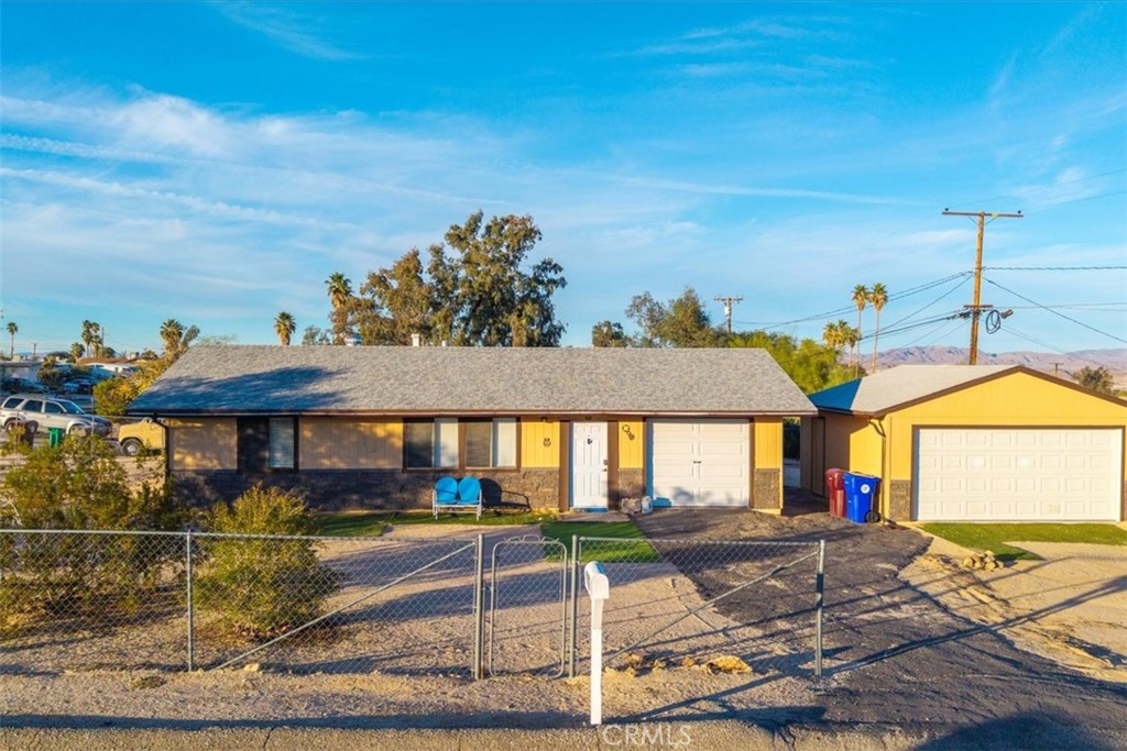 71816 Siesta Drive Property Photo 1